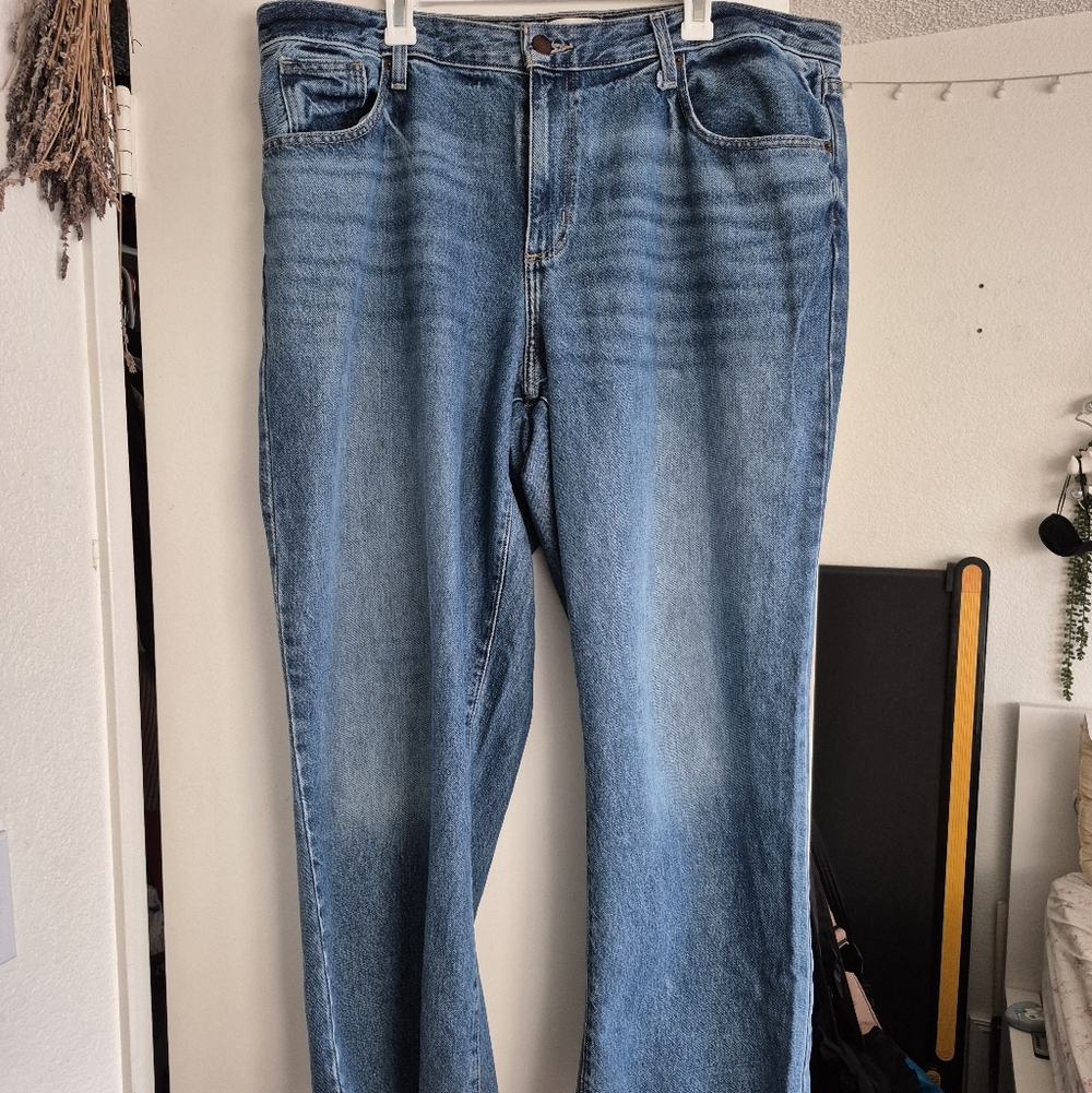 Universal Thread Light Blue Baggy Jeans